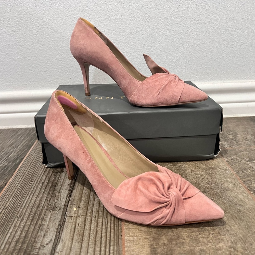Ann Taylor pink suede pumps size 8.5
